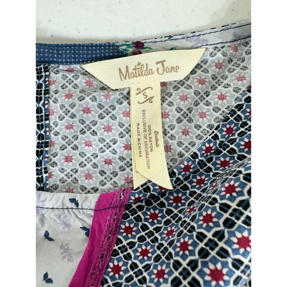 Matilda Jane Top Size Small Blue Multi Ditzy Floral Keyhole Neck 3/4 Sleeve Boho - Picture 4 of 8